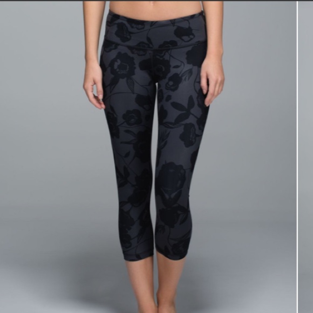 Lululemon Wunder Under Crop Full-On Luxtreme